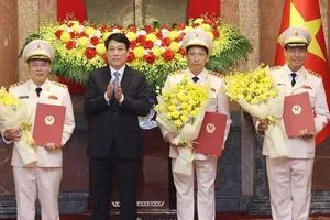 Ba thứ trưởng Bộ Công an được thăng cấp bậc hàm thượng tướng