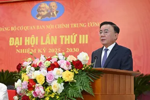 Ông Trần Cẩm Tú: Không để xảy ra tình trạng cán bộ vừa bổ nhiệm lại bị kỷ luật