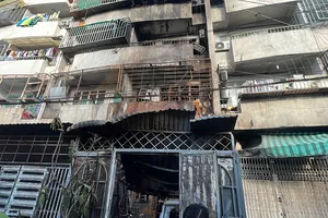 Phó Thủ tướng yêu cầu khẩn trương điều tra nguyên nhân vụ cháy tại chung cư Độc Lập