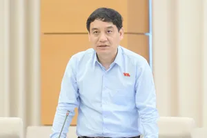 Sẽ có báo cáo vấn đề thuốc giả, kỳ thi tốt nghiệp THPT với Ủy ban Thường vụ Quốc hội