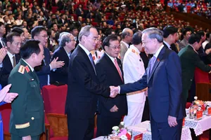 Tổng Bí thư: 'Chính phủ các thời kỳ đã bền bỉ đắp nền cho sự chuyển mình của đất nước'