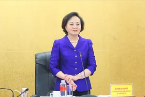 Bộ Nội vụ đang rà soát các chính sách về phụ cấp, tiền lương