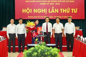 Bà Văn Thị Bạch Tuyết làm Phó Bí thư Thành ủy TP.HCM
