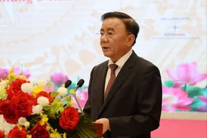 Bộ Chính trị: Xử nghiêm hành vi đùn đẩy, giải trình không trung thực trong công vụ