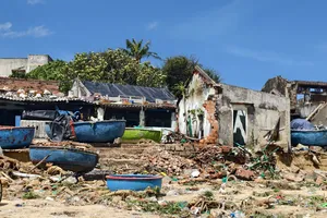 Tổng Bí thư Tô Lâm, Thủ tướng Phạm Minh Chính gửi lời thăm hỏi người dân bị thiệt hại do bão số 13