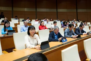 Lo ngại nguy cơ lợi dụng đầu tư gián tiếp gây rủi ro, làm méo mó thị trường