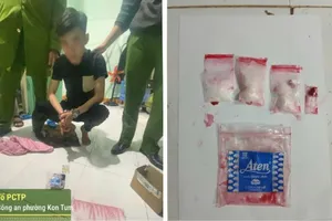 Đem ma túy giấu vào bồn cầu khi bị kiểm tra