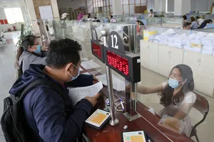 Sắp xếp huyện, xã: Khuyến khích cán bộ, viên chức dôi dư nghỉ việc ngay