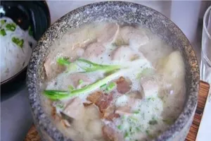 Ăn thử tô phở 920.000 đồng ở tòa nhà cao nhất Việt Nam