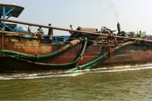 Sông Đồng Nai đang oằn mình vì ô nhiễm