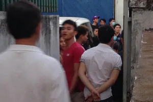 Một thanh niên treo cổ sau khi nạp card điện thoại 8 triệu đồng