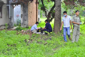 Bàng hoàng phát hiện thanh niên chết trong nhà hoang