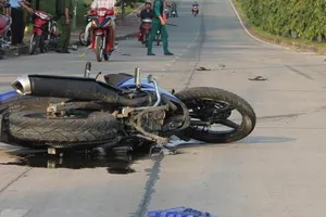 Xe Exciter đụng xe Suzuki, đôi nam nữ chết thảm