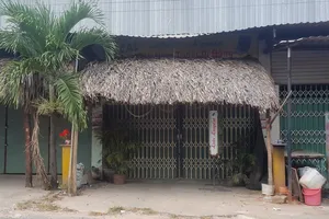 Công an mời bạn trai cô gái chết lõa thể đến làm việc