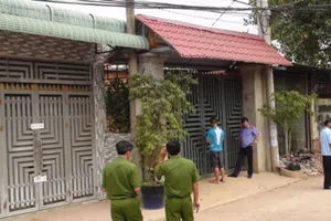 2 mẹ con nhốt công an sắp hầu tòa