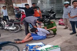 Ông 'Tây' truy bắt kẻ trộm bia