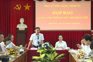 Clip họp báo vụ nhảy lầu tự tử ở trụ sở tòa Bình Phước