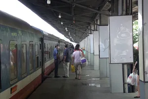 Tăng chuyến và giảm giá vé cho khách đi tàu dịp Hè 2020