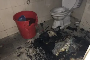 Đà Nẵng: Cháy chung cư, một người đàn ông bị kẹt trong phòng