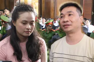 Hotgirl Ngọc Miu cùng người tình Văn Kính Dương lại ra tòa