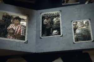 'Ông trùm' gốm sứ Sài Gòn với hơn 100 ngàn cổ vật