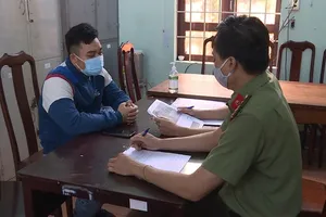 Triệu tập 1 người tung tin thất thiệt trong dịch COVID-19