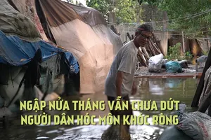 Ngập hơn nửa tháng vẫn chưa dứt, người dân Hóc Môn khóc ròng