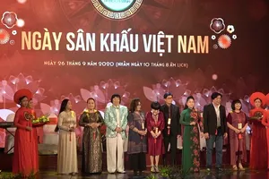 6 thầy đờn được vinh danh trong ngày giỗ Tổ