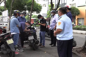 Video: Sẽ xử phạt mạnh tay người không đeo khẩu trang