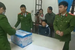 Video: Bắt hai anh em buôn ma túy khủng từ Lào về Nghệ An