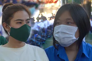 Video: Cô gái 9X lên đường nhập ngũ sau 7 năm lỡ hẹn