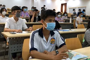 Video: Gần 70.000 thí sinh thi đánh giá năng lực đợt 1