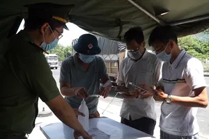 Video: Đà Nẵng siết chặt người ra vào thành phố trong đợt dịch mới 