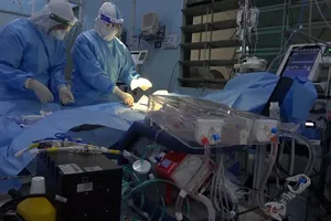 Video: Phối hợp liên viện cứu sống mẹ con sản phụ mắc COVID-19 