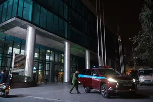 Video: Khám xét 21 địa điểm sau khi bắt ông Trịnh Văn Quyết