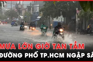 TP.HCM: Mưa lớn vào giờ tan tầm, nhiều nơi ngập sâu