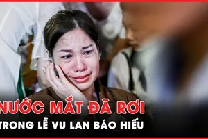 Nước mắt đã rơi trong lễ Vu Lan báo hiếu 