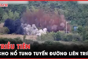 VIDEO: Tuyến đường liên Triều phía Triều Tiên bị quân đội nước này cho nổ tung