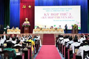 Tây Ninh đề xuất bổ sung 93 biên chế công chức cho hai sở