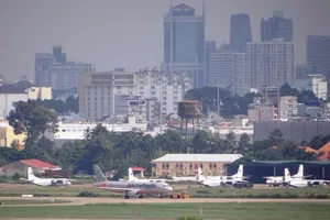 Đề nghị chỉ định tư vấn nước ngoài mở rộng Tân Sơn Nhất