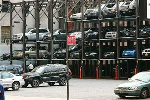 Bác đề xuất xây bãi đậu xe cao tầng ở trung tâm Sài Gòn