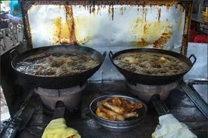 Tác hại khôn lường của dầu chiên, xào nhiều lần