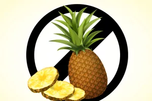 Những người không nên ăn dứa