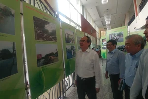 Ông Nguyễn Thiện Nhân: Thay 'điểm đen' về rác thành điểm xanh