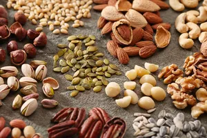 Tác dụng phụ của việc ăn quá nhiều hạt