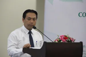 Mỗi ngày phải chôn hàng chục ngàn tấn rác