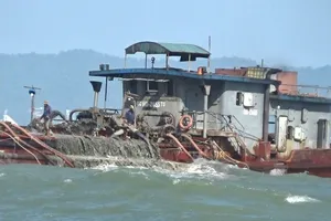 Khuyến khích sử dụng tro, xỉ làm vật liệu san lấp thay thế cát