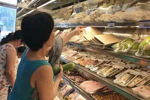 Nhiều nơi chuẩn bị thực phẩm an toàn cho dịp Tết