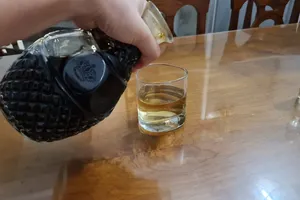 Tăng mức phạt nếu quảng cáo rượu có nồng độ cồn trên 15 độ 