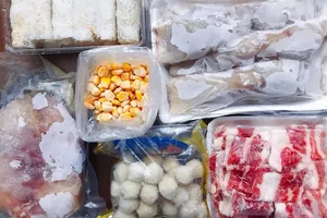 Những lưu ý khi sử dụng thịt đông lạnh trong mùa dịch bệnh